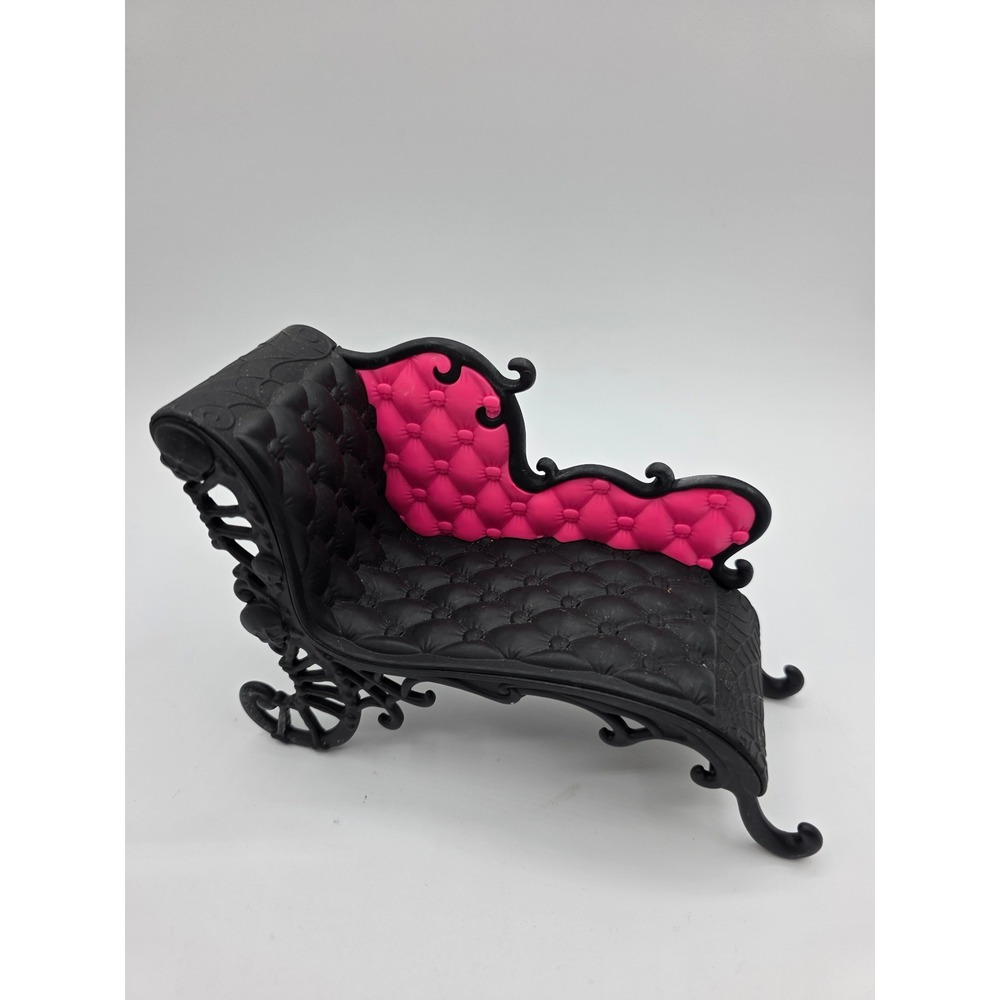 Monster High Doll Freaky Fusion Catacombs Chaise Lounge Pink Black Furniture